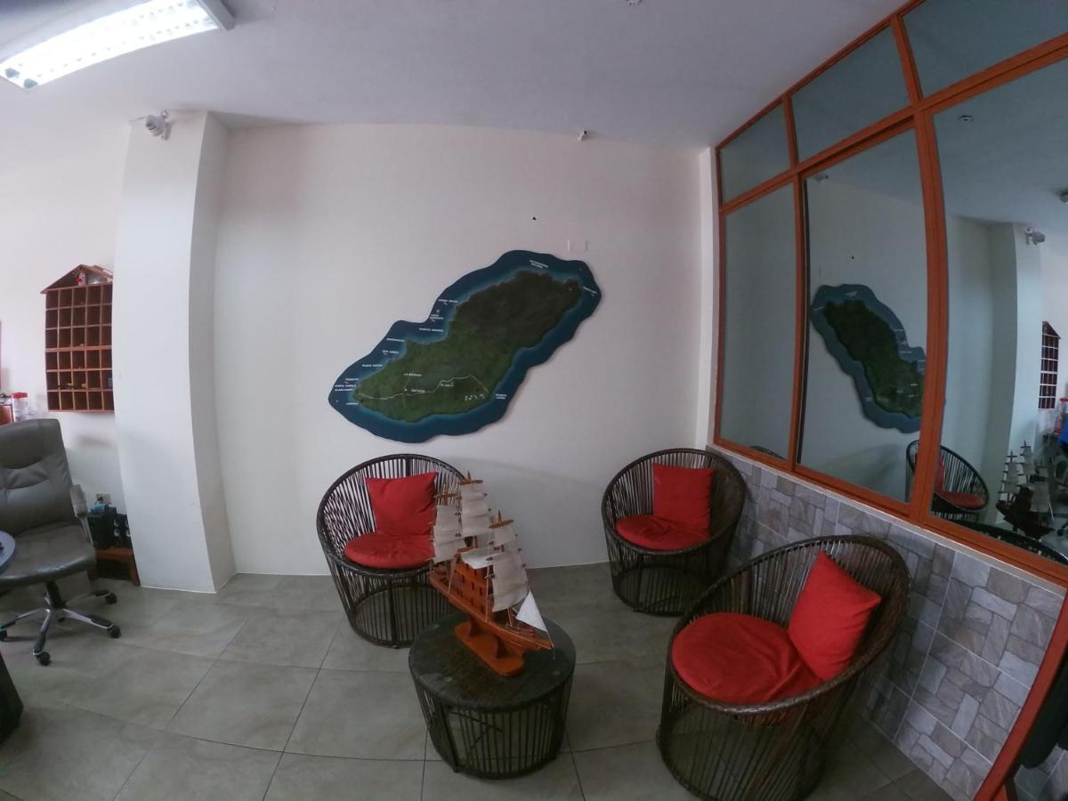 Grand Hotel Paraiso Insular 1 Puerto Baquerizo Moreno Extérieur photo